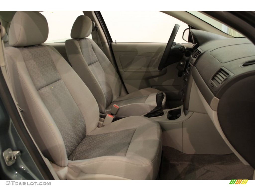 2009 Cobalt LS Sedan - Silver Moss Metallic / Gray photo #12