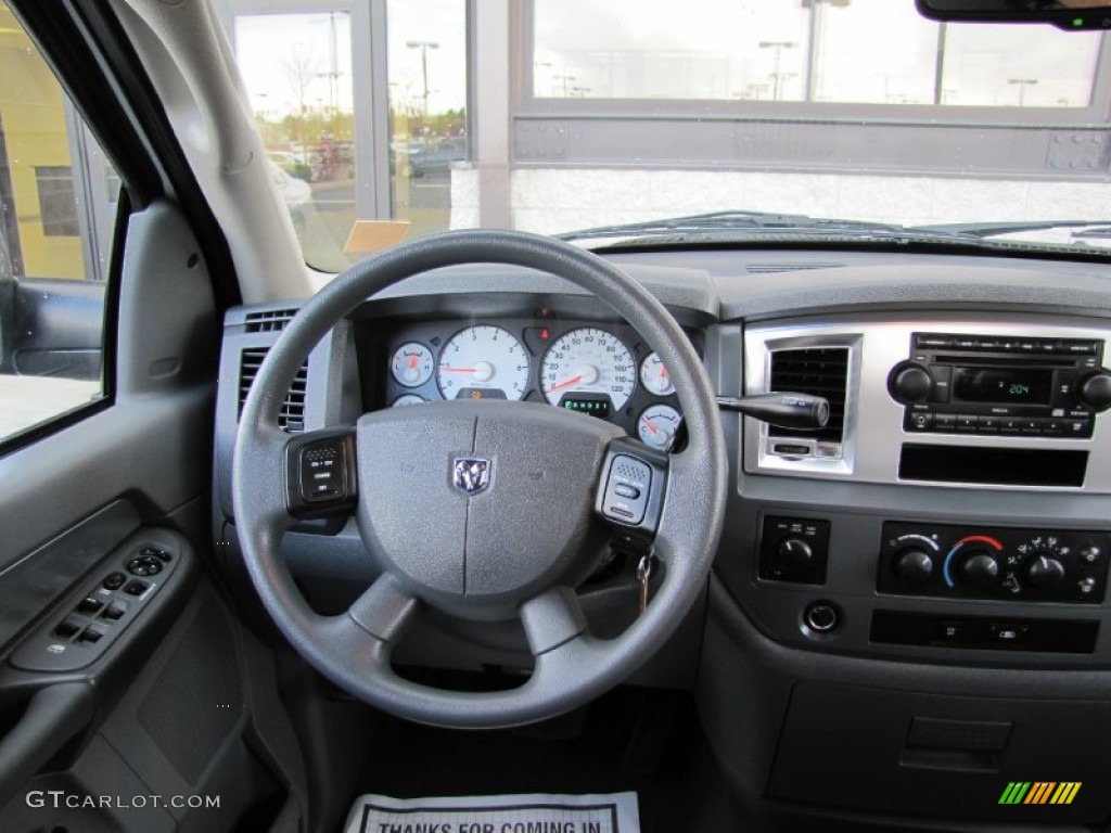 2008 Ram 1500 ST Quad Cab 4x4 - Bright White / Medium Slate Gray photo #4