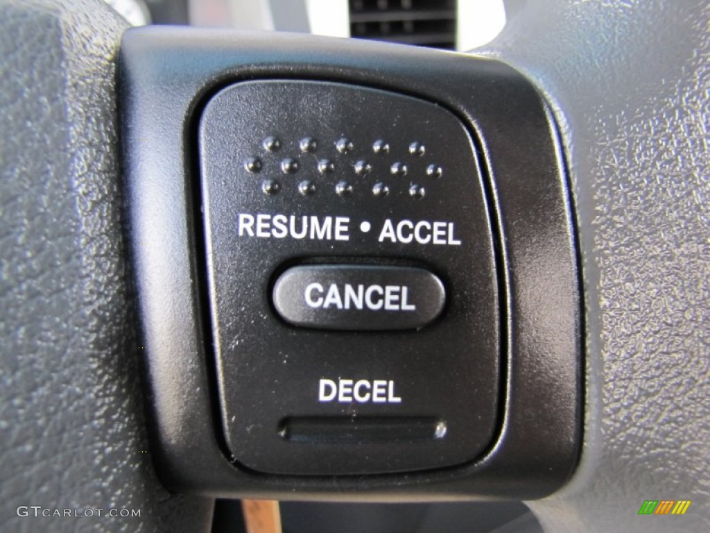 2008 Dodge Ram 1500 ST Quad Cab 4x4 Controls Photo #55799042