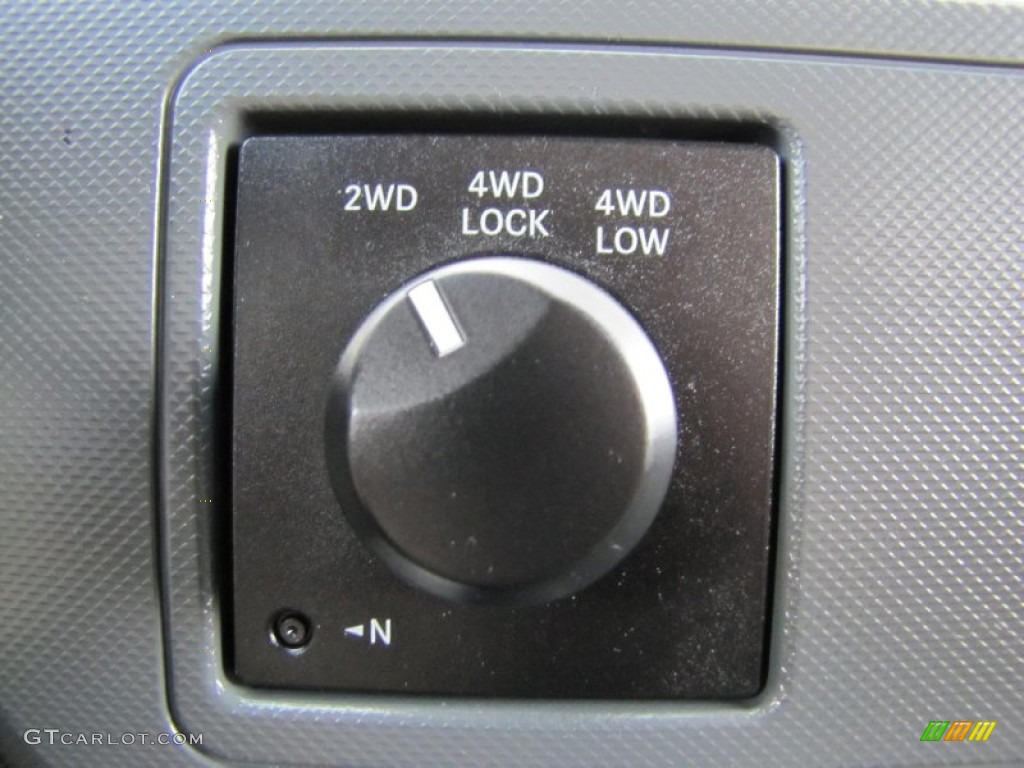 2008 Dodge Ram 1500 ST Quad Cab 4x4 Controls Photo #55799078