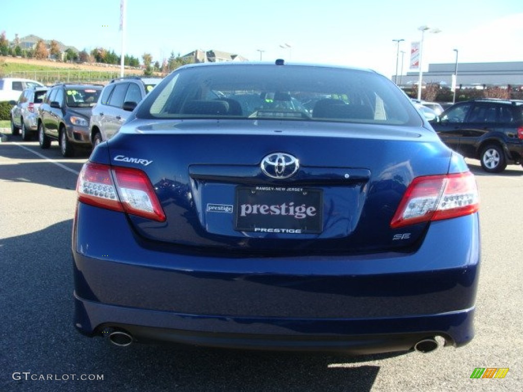 2011 Camry SE - Blue Ribbon Metallic / Dark Charcoal photo #5