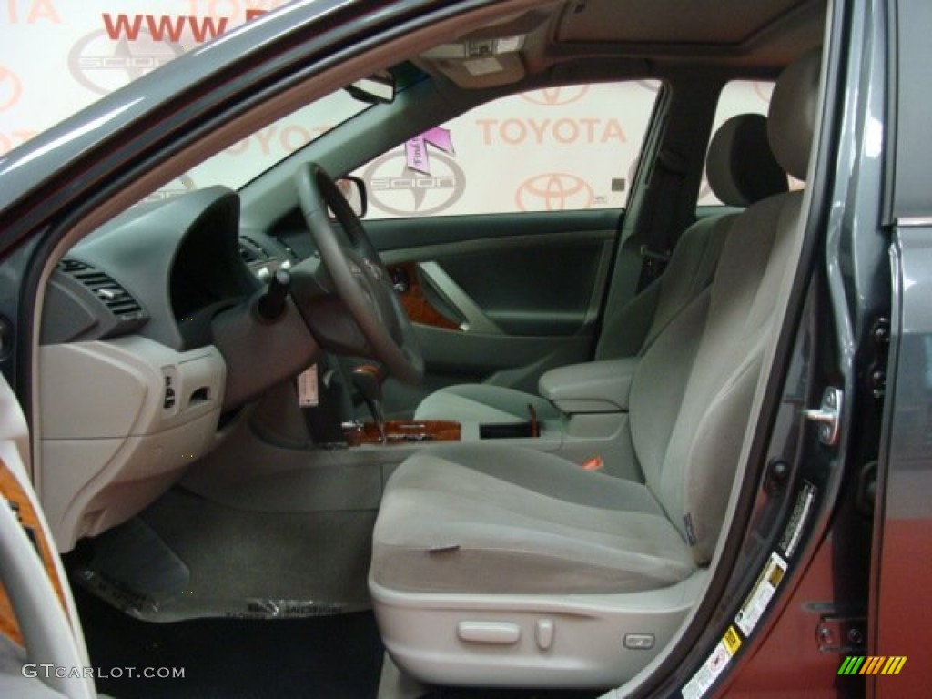 2009 Camry XLE - Magnetic Gray Metallic / Ash photo #11