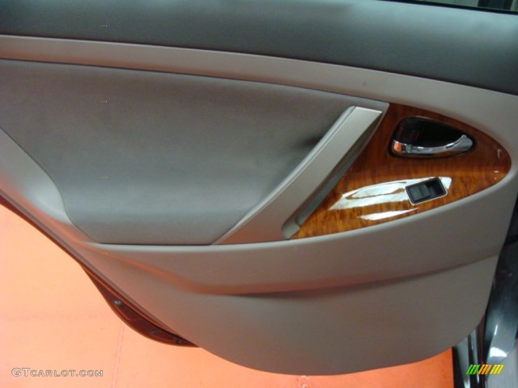 2009 Camry XLE - Magnetic Gray Metallic / Ash photo #22