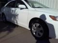 Super White - Camry LE Photo No. 20