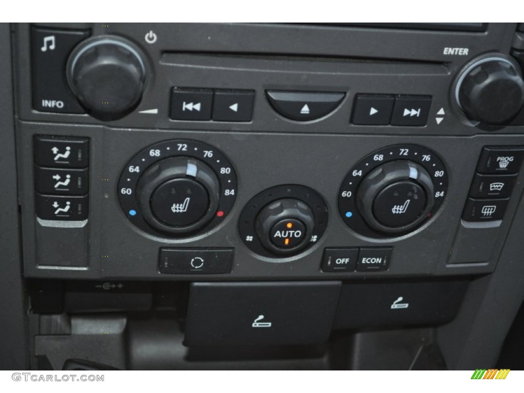 2005 Land Rover LR3 V8 SE Controls Photo #55805252