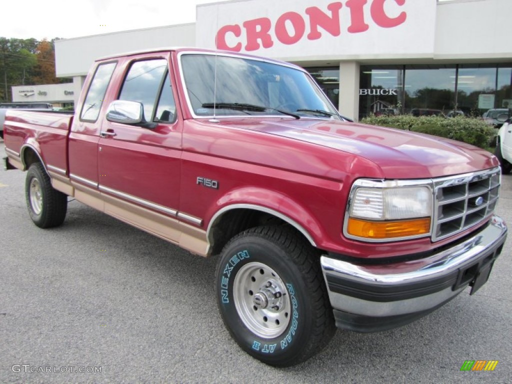 1995 F150 XL Extended Cab 4x4 - Electric Currant Red Pearl / Beige photo #1