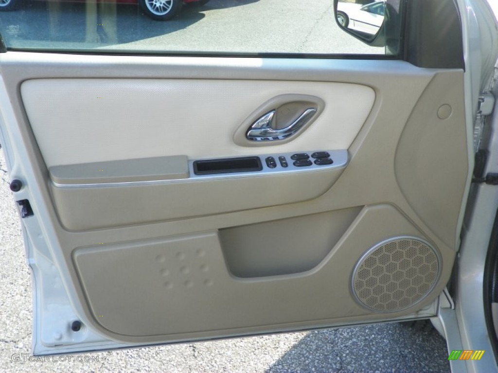 2007 Mercury Mariner Luxury 4WD Pebble Door Panel Photo #55810340