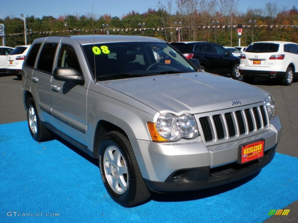 2008 Grand Cherokee Laredo - Bright Silver Metallic / Dark Slate Gray/Light Graystone photo #5