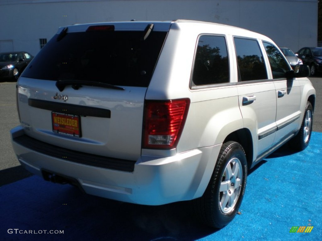 2008 Grand Cherokee Laredo - Bright Silver Metallic / Dark Slate Gray/Light Graystone photo #6