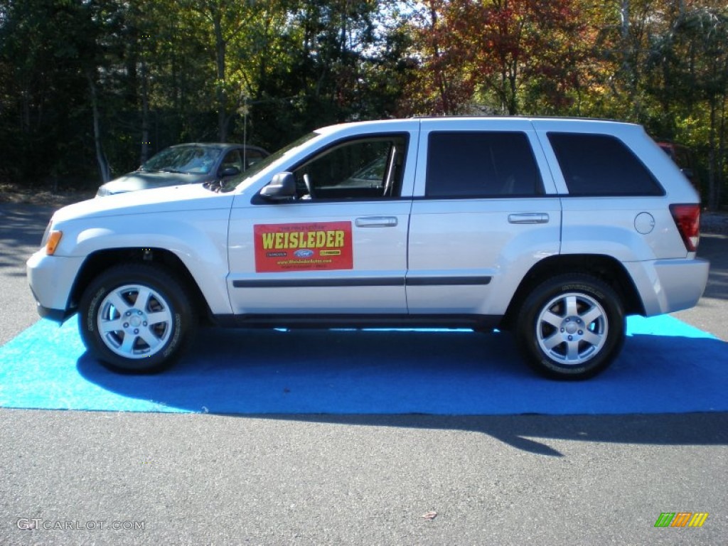 2008 Grand Cherokee Laredo - Bright Silver Metallic / Dark Slate Gray/Light Graystone photo #9
