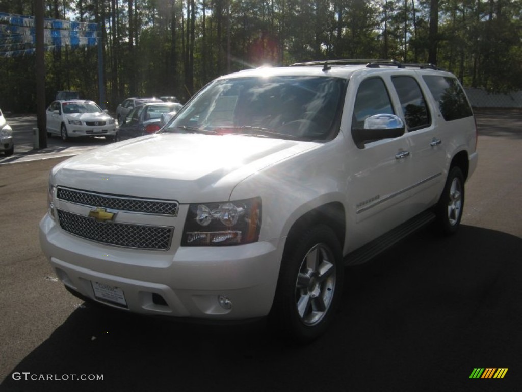 2011 Suburban LTZ - White Diamond Tricoat / Light Cashmere/Dark Cashmere photo #1