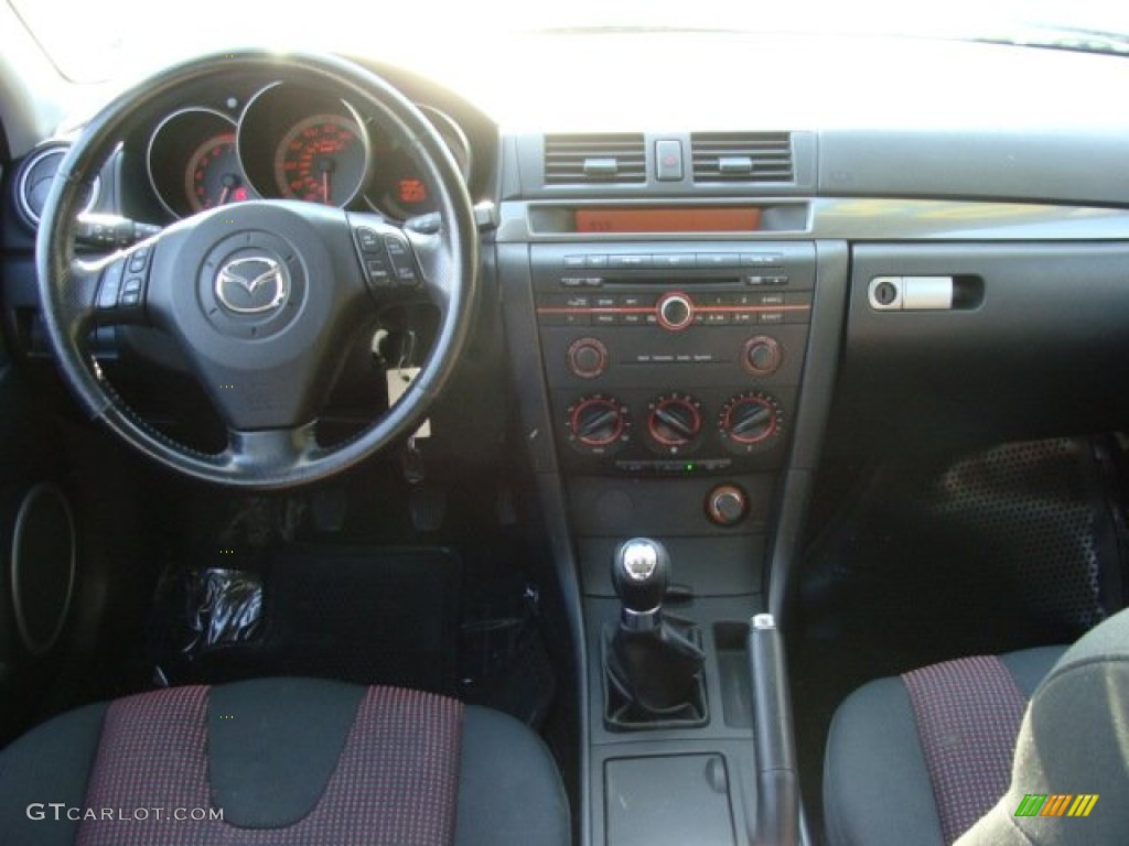 2005 MAZDA3 s Sedan - Black Mica / Black/Red photo #9