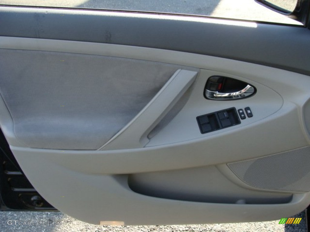 2007 Camry CE - Black / Ash photo #6