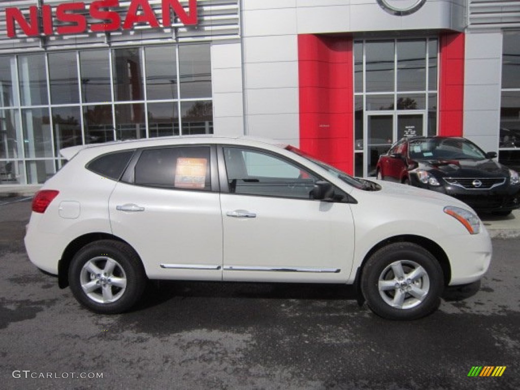 2012 Rogue S Special Edition AWD - Pearl White / Black photo #8