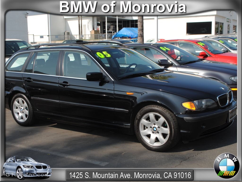 2005 3 Series 325i Wagon - Jet Black / Black photo #1