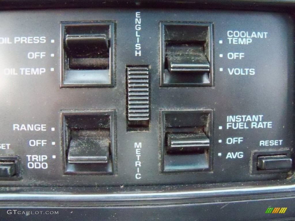 1987 Chevrolet Corvette Coupe Controls Photo #55814702