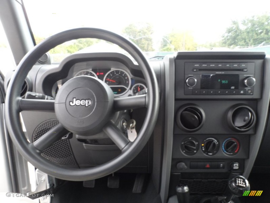 2010 Wrangler Sport 4x4 - Bright Silver Metallic / Dark Slate Gray/Medium Slate Gray photo #31