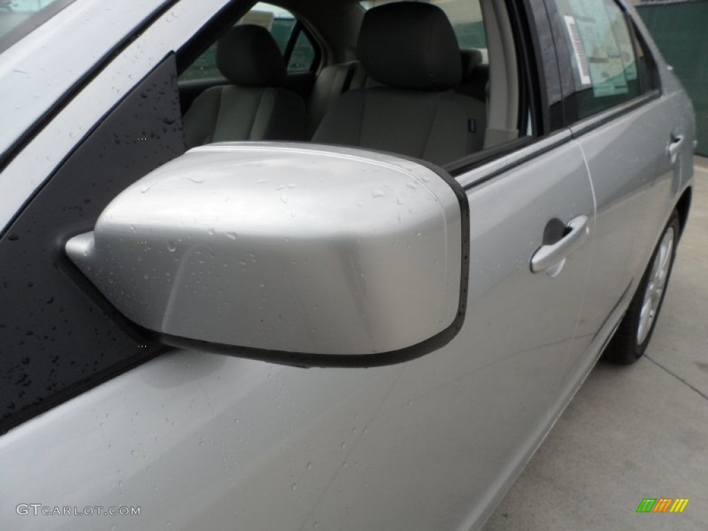 2012 Fusion SE - Ingot Silver Metallic / Medium Light Stone photo #12