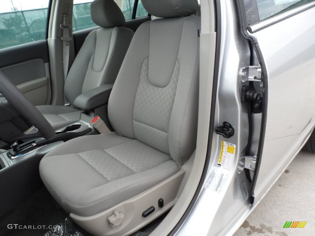 2012 Fusion SE - Ingot Silver Metallic / Medium Light Stone photo #24