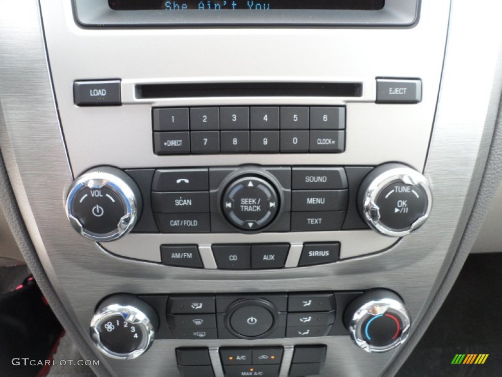 2012 Fusion SE - Ingot Silver Metallic / Medium Light Stone photo #29