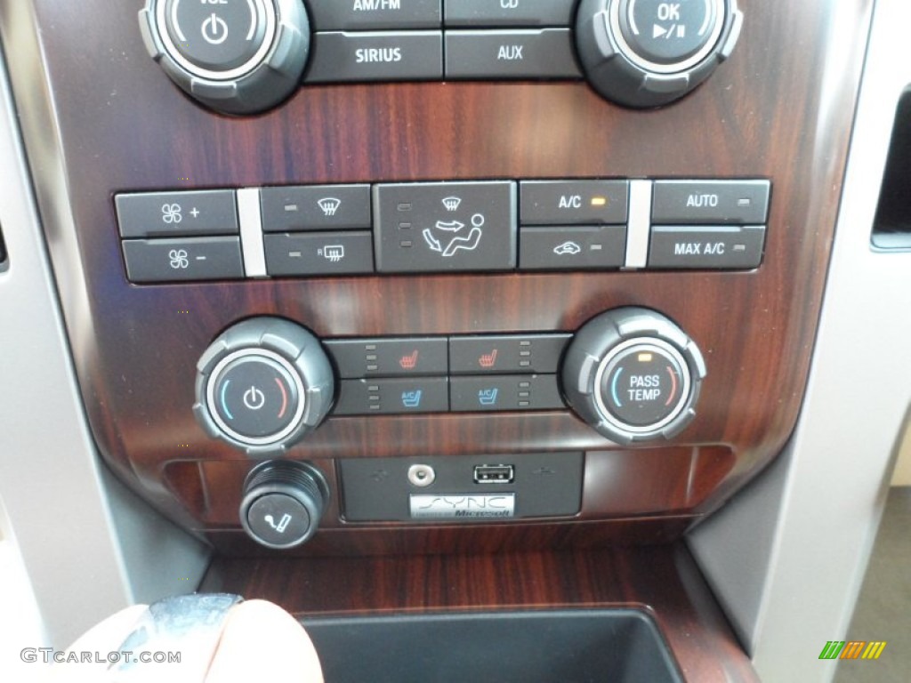 2011 F150 King Ranch SuperCrew - Dark Blue Pearl Metallic / Chaparral Leather photo #30
