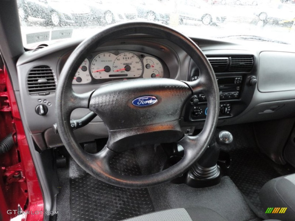 2003 Ford Ranger XLT SuperCab 4x4 Dark Graphite Steering Wheel Photo #55823657