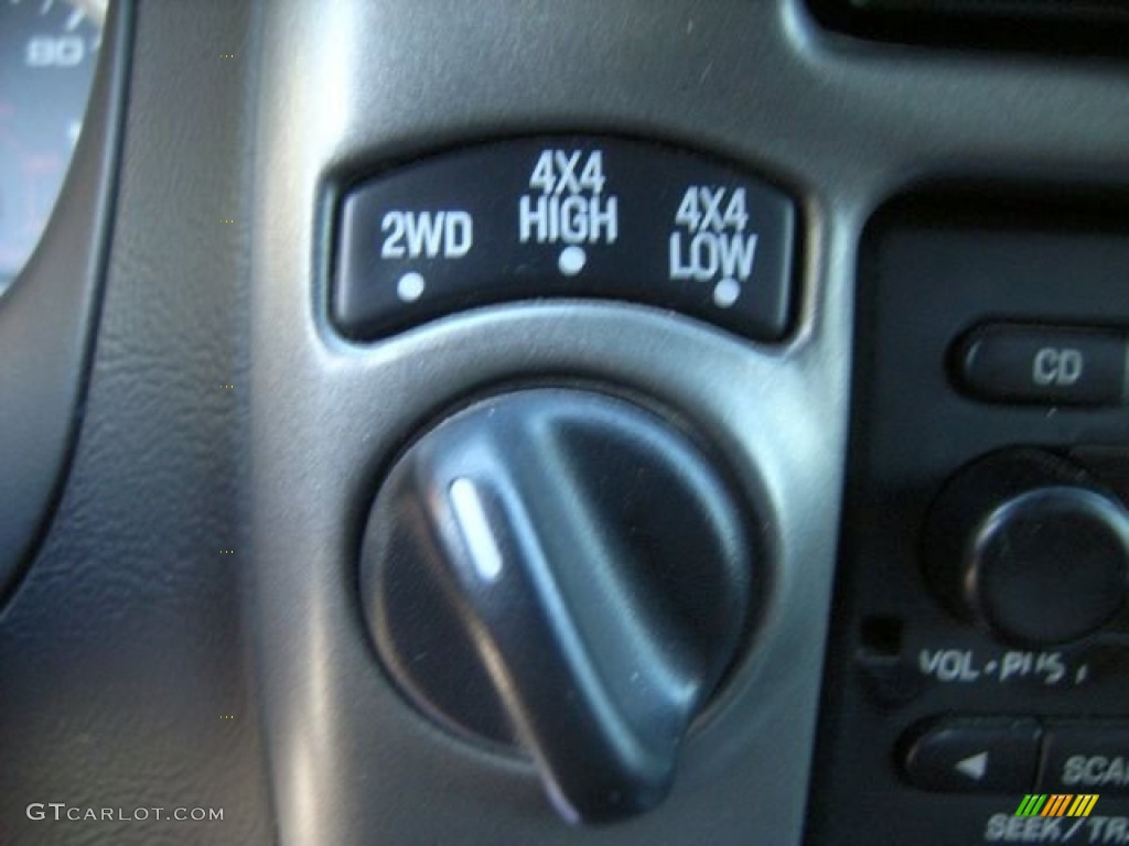 2005 Ford Ranger FX4 Level II SuperCab 4x4 Controls Photos