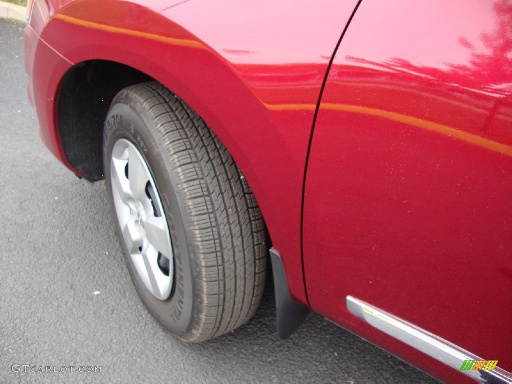 2011 Rogue S AWD - Cayenne Red / Black photo #3