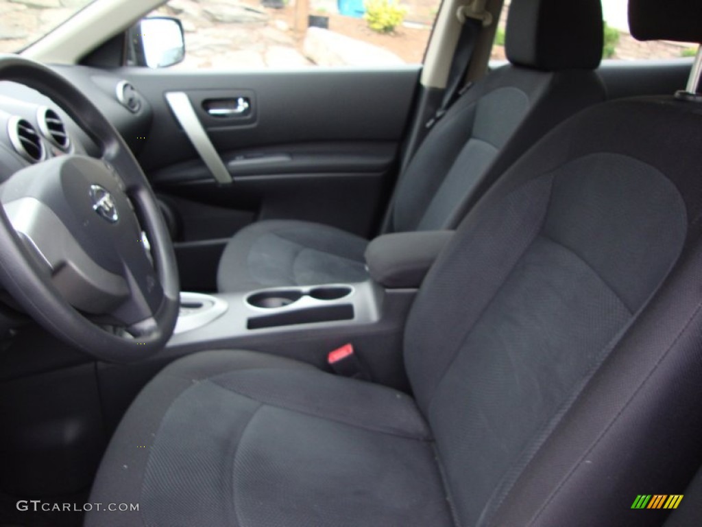 2011 Rogue S AWD - Cayenne Red / Black photo #22