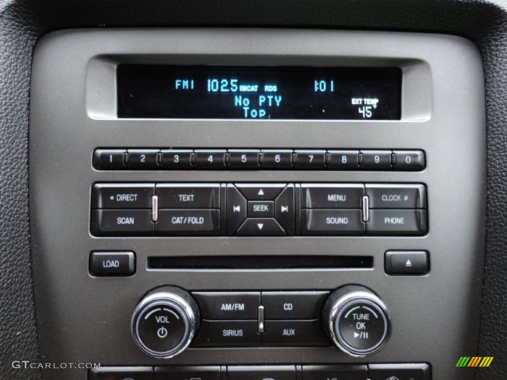 2010 Ford Mustang GT Coupe Audio System Photo #55829081