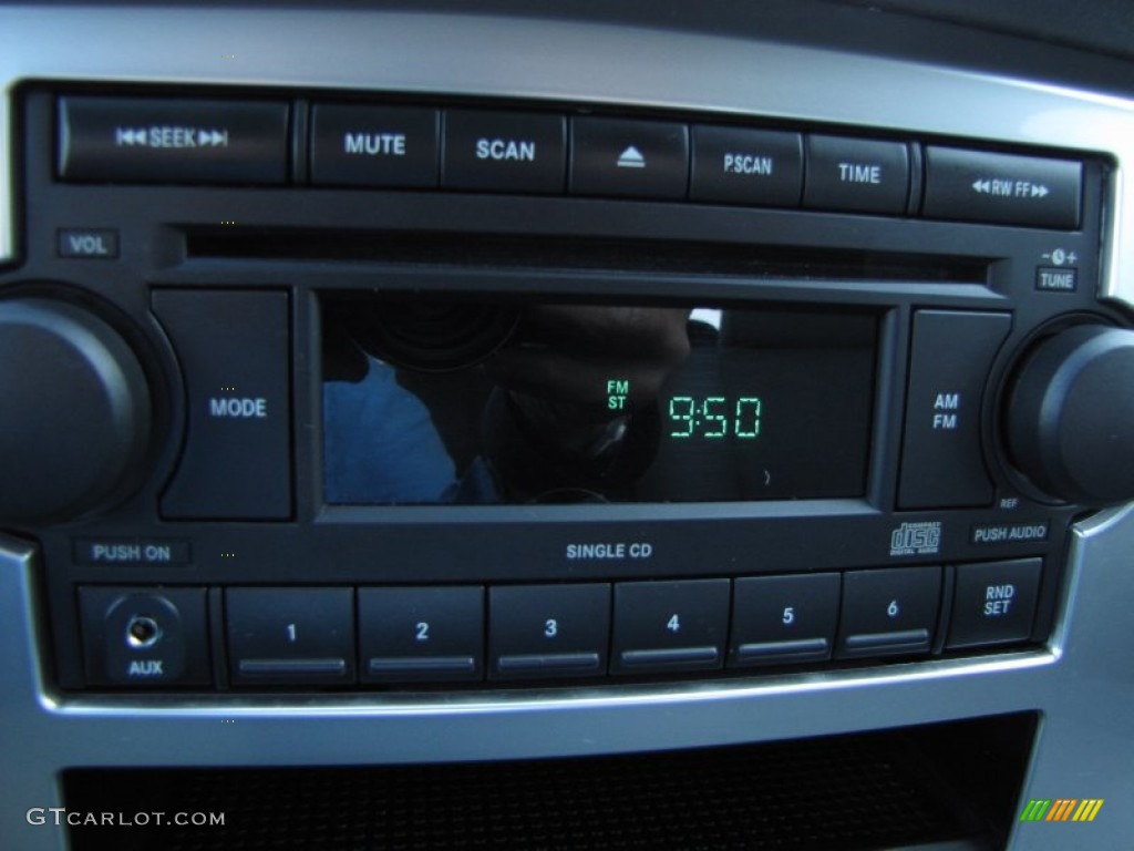 2007 Dodge Ram 1500 SLT Quad Cab Audio System Photo #55831310