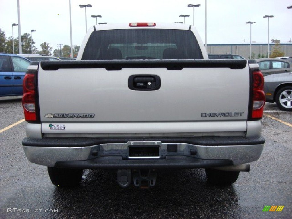 2004 Silverado 1500 LS Crew Cab 4x4 - Silver Birch Metallic / Medium Gray photo #5