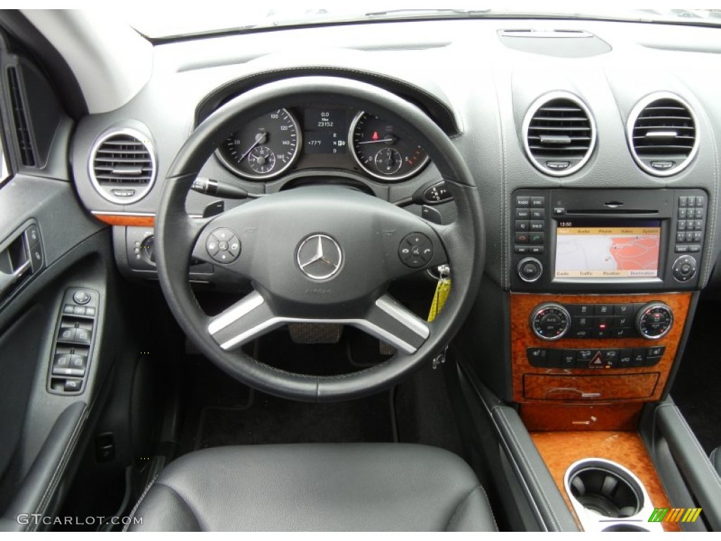2009 Mercedes-Benz GL 320 BlueTEC 4Matic Black Dashboard Photo #55833032
