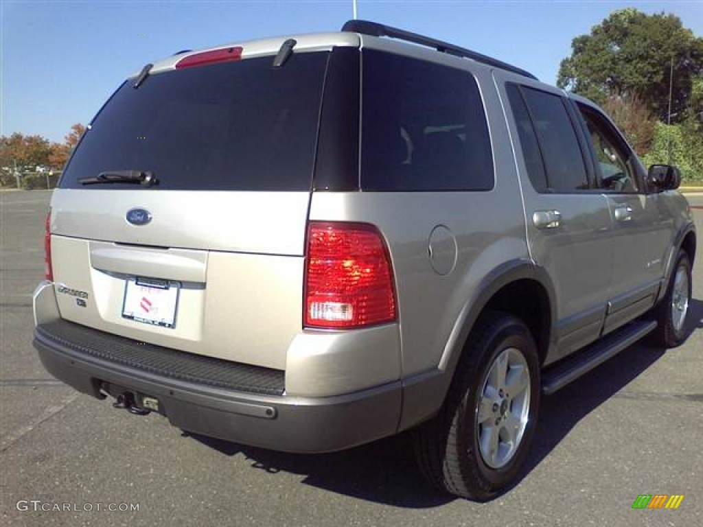 2004 Explorer XLT 4x4 - Silver Birch Metallic / Medium Parchment photo #16