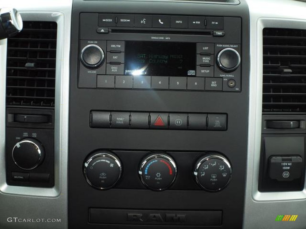 2010 Dodge Ram 2500 Big Horn Edition Crew Cab 4x4 Controls Photos
