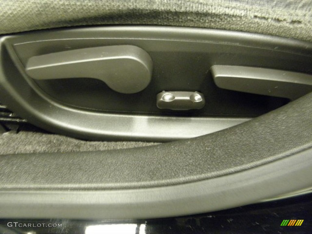 2011 Impala LS - Summit White / Ebony photo #17