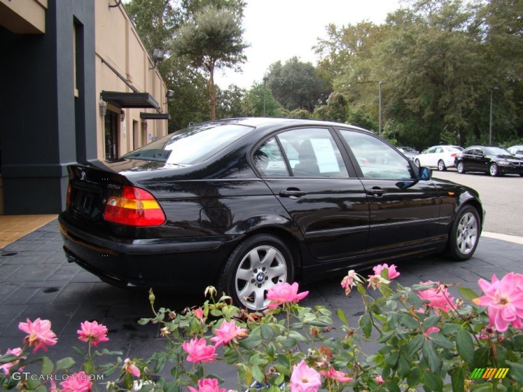 2003 3 Series 325i Sedan - Black Sapphire Metallic / Black photo #8