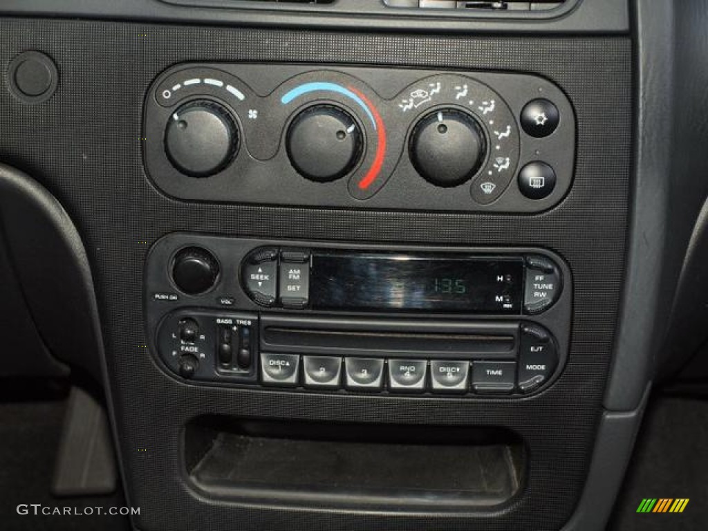 2003 Dodge Intrepid SE Controls Photo #55835513