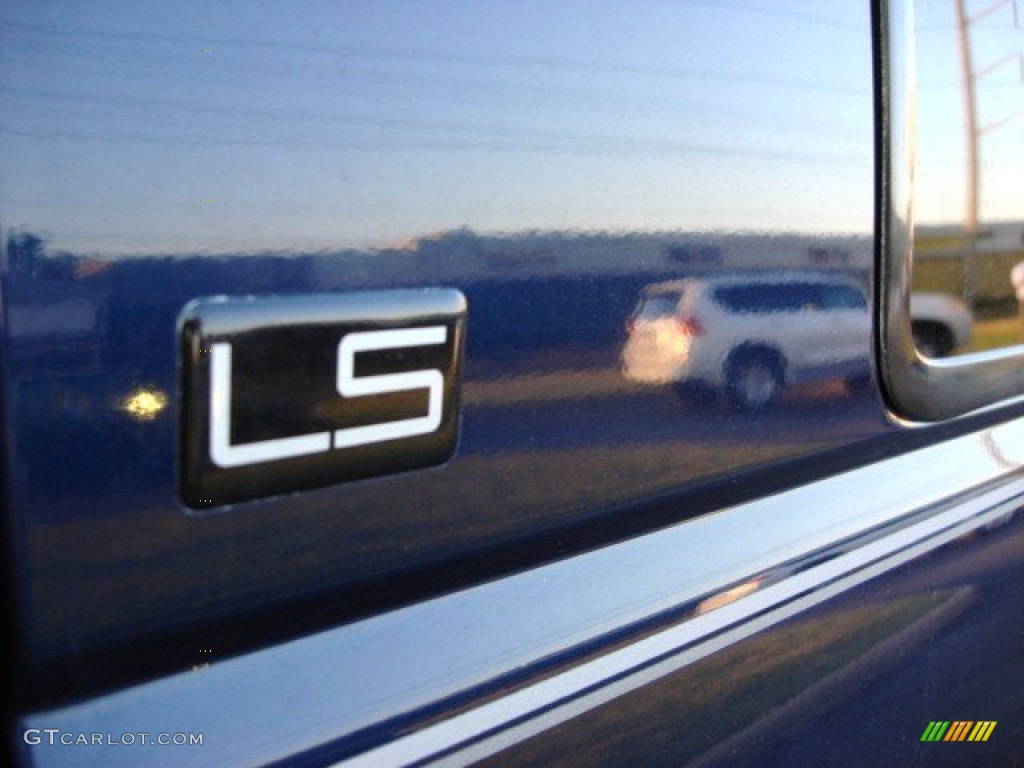 1997 Chevrolet Suburban C1500 LS Marks and Logos Photo #55836524