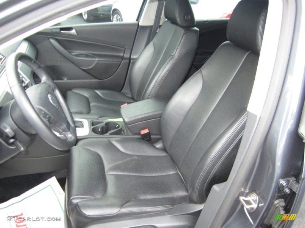 Deep Black Interior 2009 Volkswagen Passat Komfort Wagon Photo #55836860