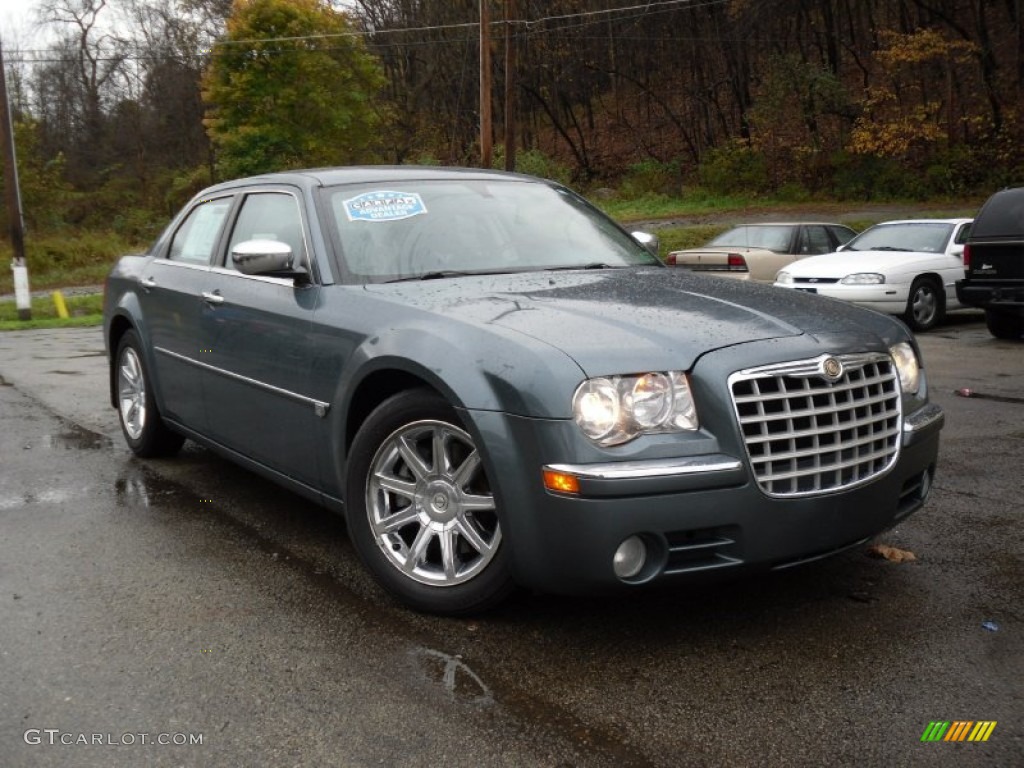 2005 300 C HEMI - Magnesium Pearl / Dark Slate Gray/Light Graystone photo #1