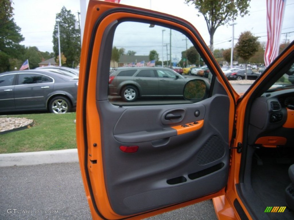 2003 Ford F150 XLT Regular Cab Dark Graphite Grey Door Panel Photo #55837907