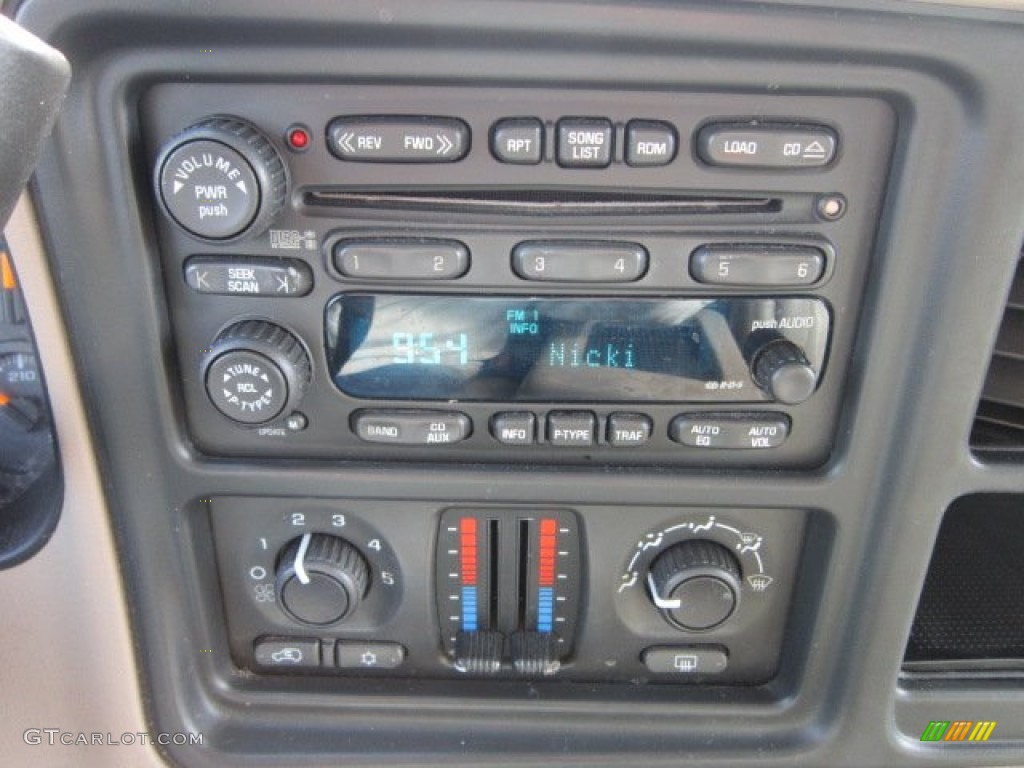 2003 Suburban 1500 LS 4x4 - Light Pewter Metallic / Tan/Neutral photo #19