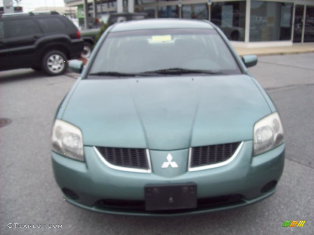 2005 Galant ES - Machine Green Metallic / Beige photo #8