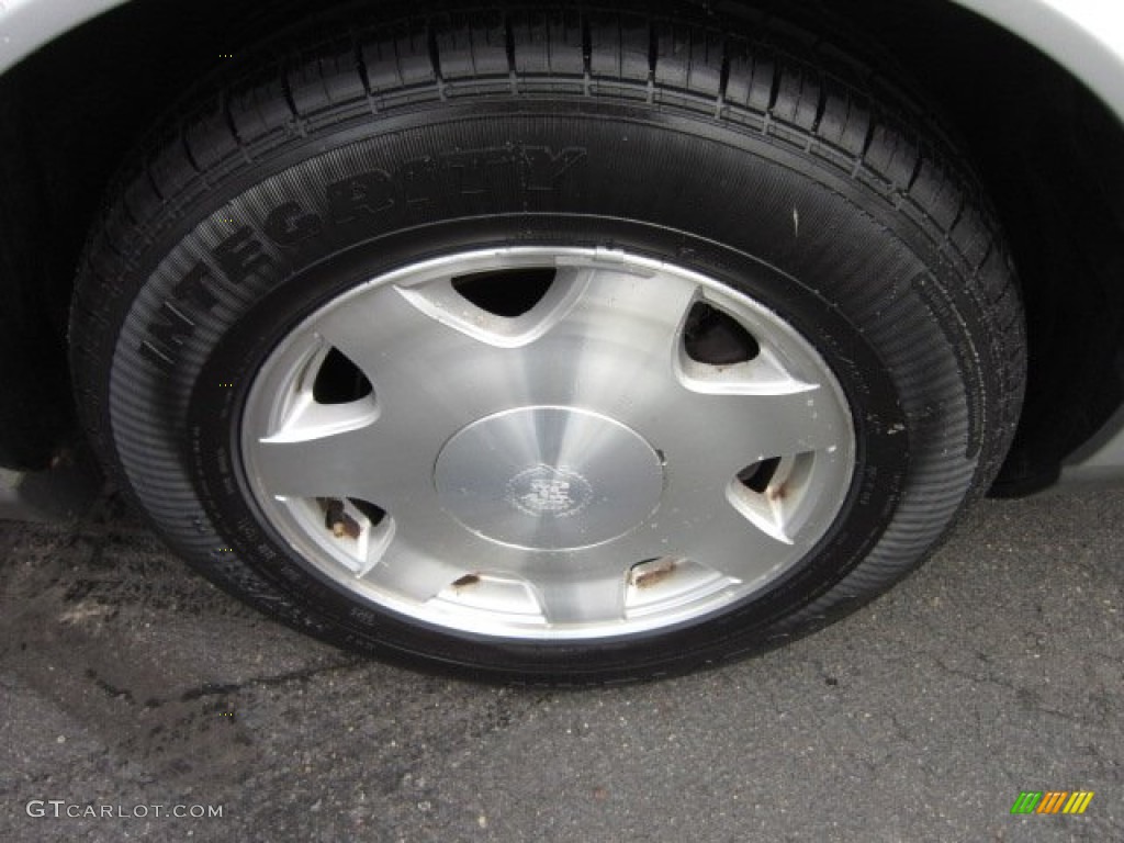 2000 Cadillac Seville SLS Wheel Photo #55839635