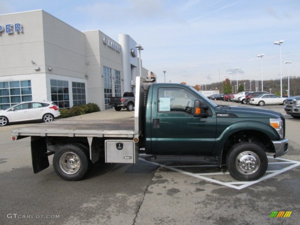 Forest Green Metallic 2011 Ford F350 Super Duty XL Regular Cab 4x4 Chassis Stake Truck Exterior Photo #55840565
