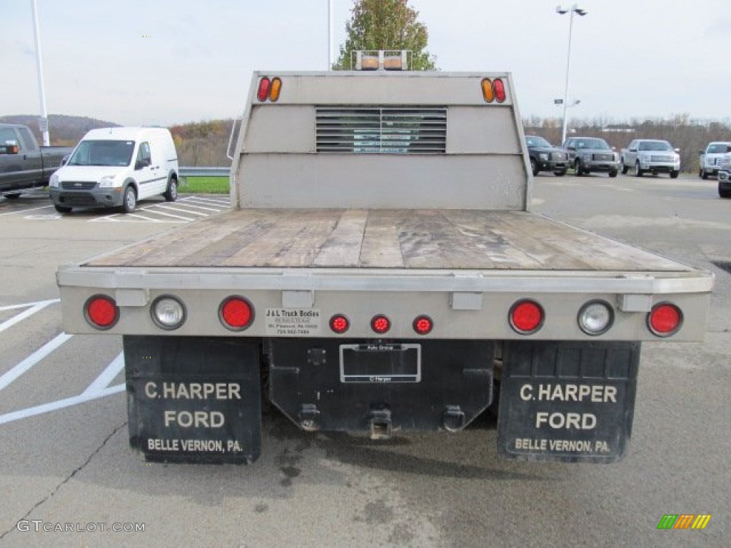 2011 F350 Super Duty XL Regular Cab 4x4 Chassis Stake Truck - Forest Green Metallic / Steel photo #10