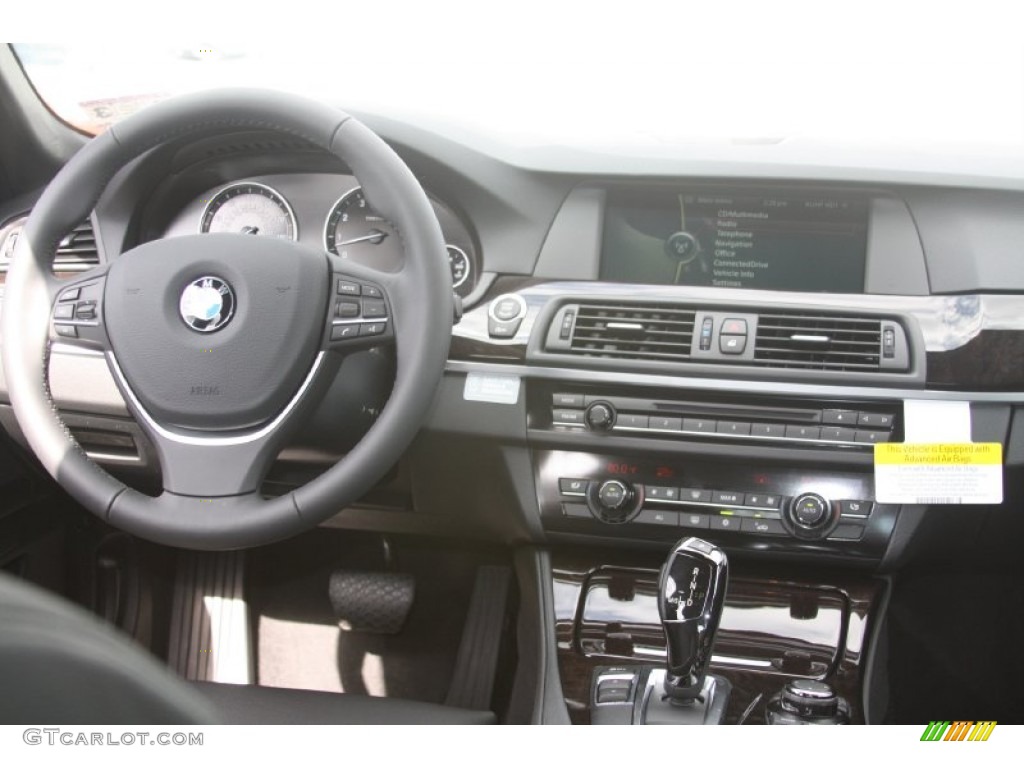 2012 5 Series 535i Sedan - Black Sapphire Metallic / Black photo #25