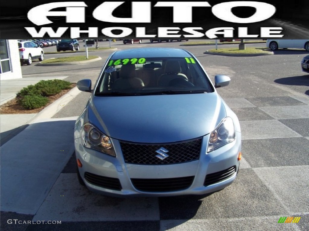 2011 Kizashi SE - Ice Blue Metallic / Beige photo #2