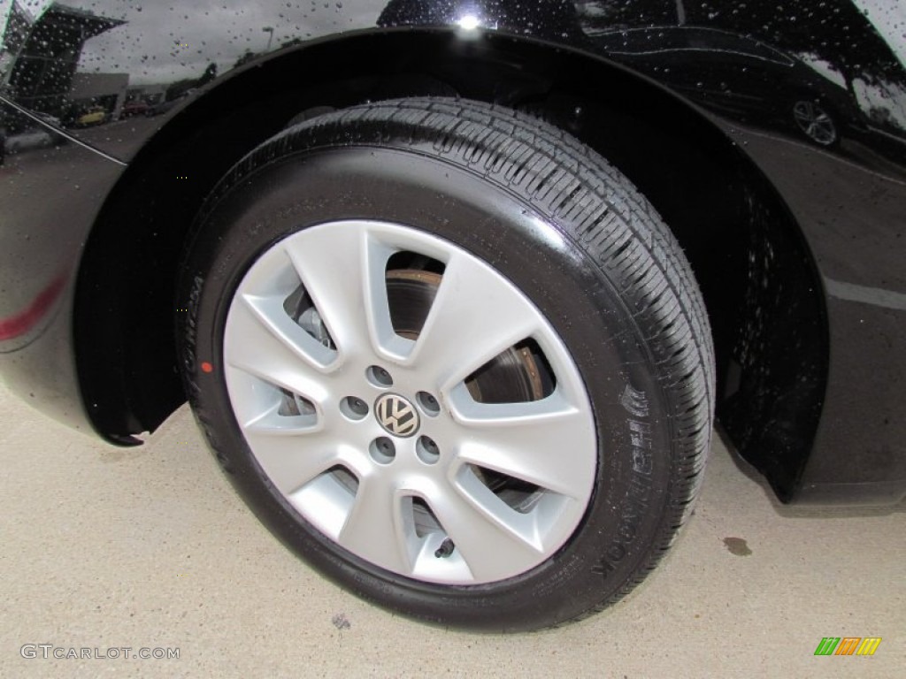 2008 Volkswagen New Beetle S Convertible Wheel Photos